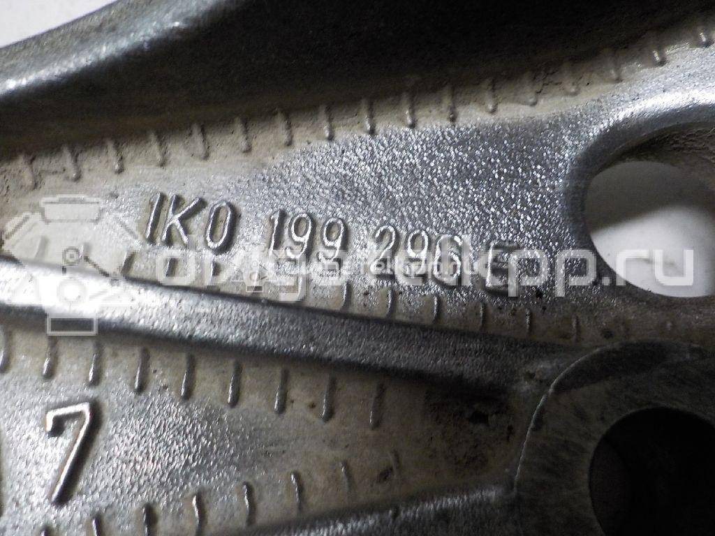 Фото Кронштейн переднего рычага  1K0199296F для Volkswagen Scirocco / Touran / Eos 1F7, 1F8 / Golf / Caddy {forloop.counter}}