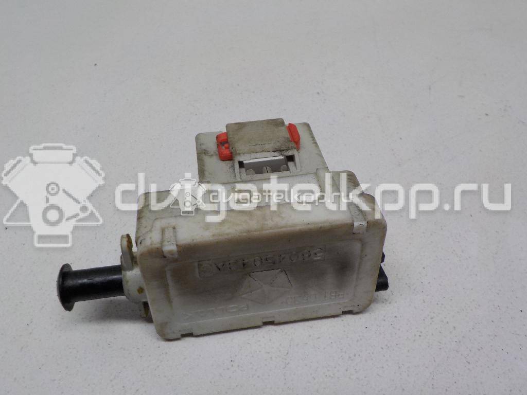 Фото Датчик включения стопсигнала  56045043ag для chrysler Grand Voyager/Grand Caravan (RT) {forloop.counter}}