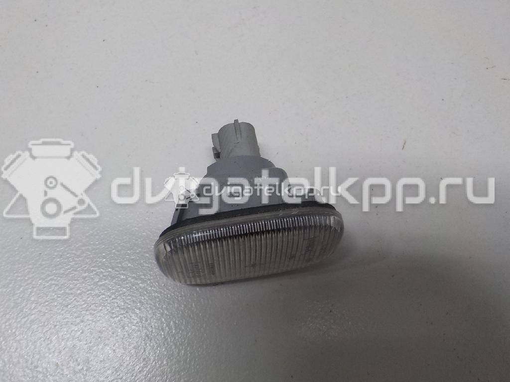 Фото Повторитель на крыло белый  8173002023 для Toyota Carina / Starlet / Prius / Rav 4 / Mr 2 {forloop.counter}}