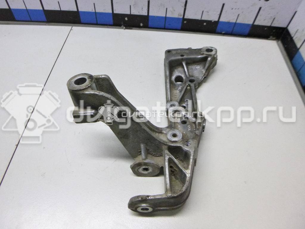 Фото Кронштейн переднего рычага  1K0199296E для audi A3 [8P1] {forloop.counter}}