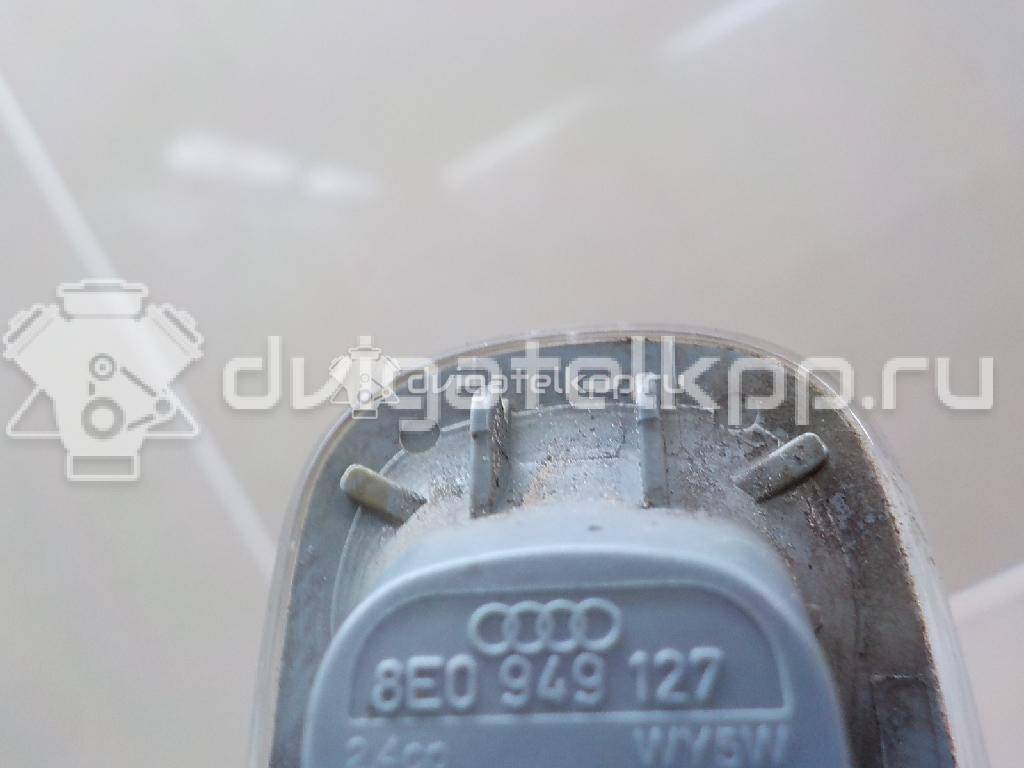 Фото Повторитель на крыло  8E0949127 для Audi A3 / A4 / A6 {forloop.counter}}