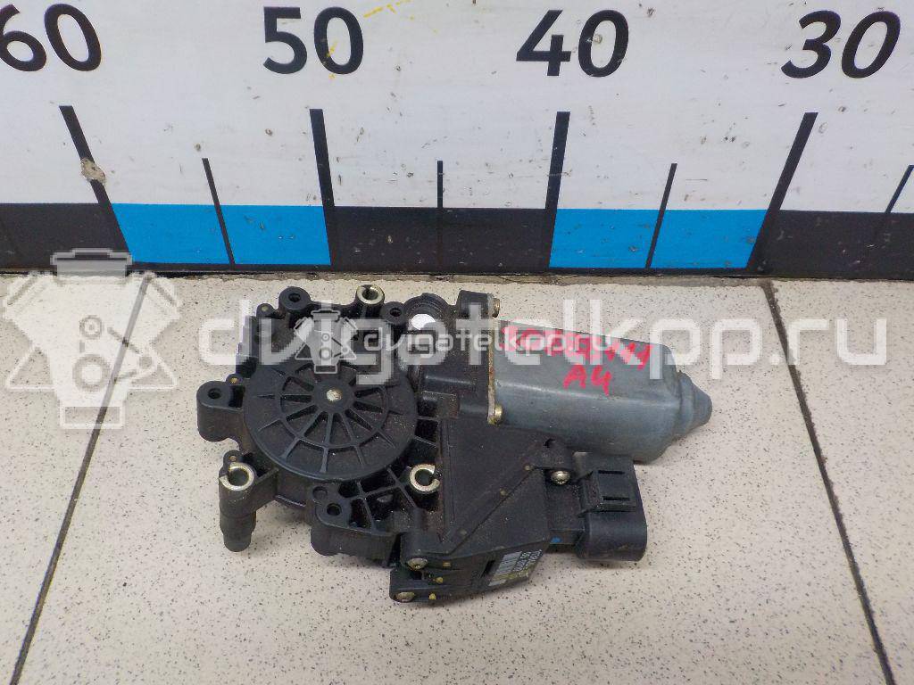 Фото Моторчик стеклоподъемника  8d0959802d для Audi A4 {forloop.counter}}