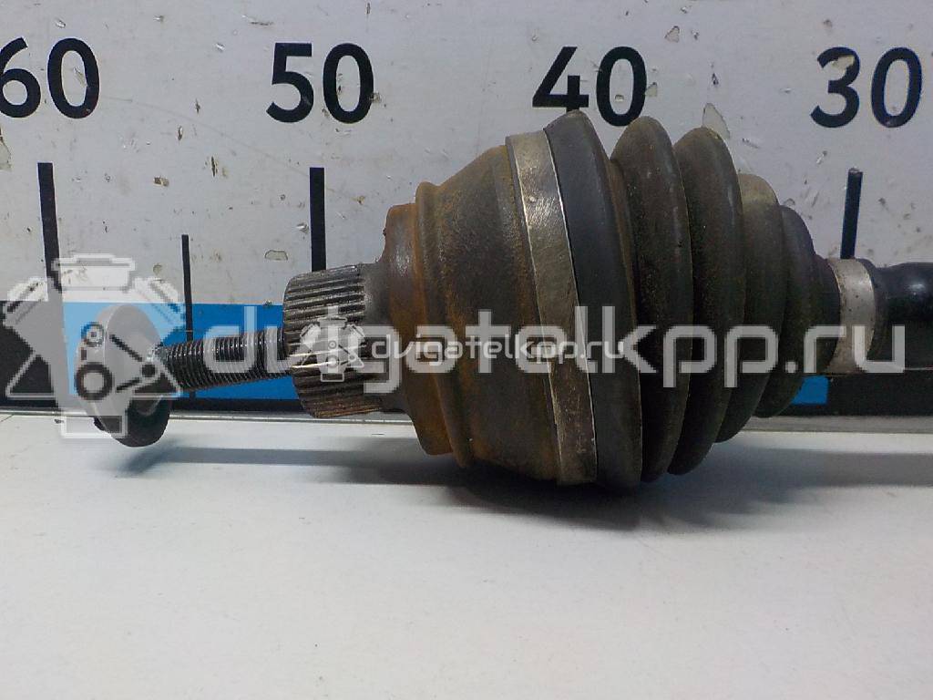 Фото Полуось передняя  8K0407271Q для Audi A5 / A4 {forloop.counter}}