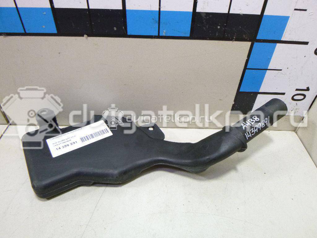 Фото Горловина бачка омывателя  8T1955463B для audi A4 [B8] {forloop.counter}}