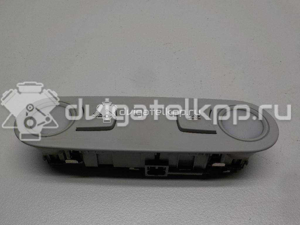 Фото Плафон салонный  8t0947111at64 для audi A4 [B8] {forloop.counter}}
