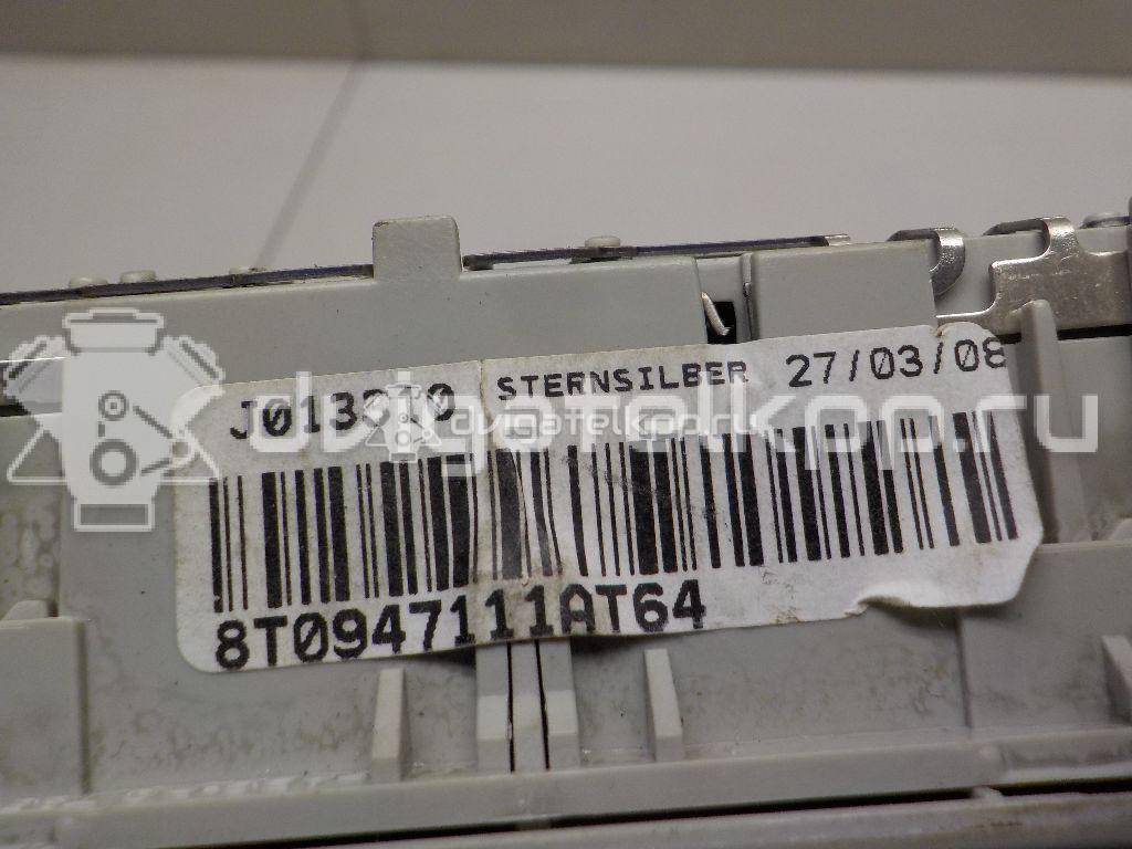 Фото Плафон салонный  8t0947111at64 для audi A4 [B8] {forloop.counter}}