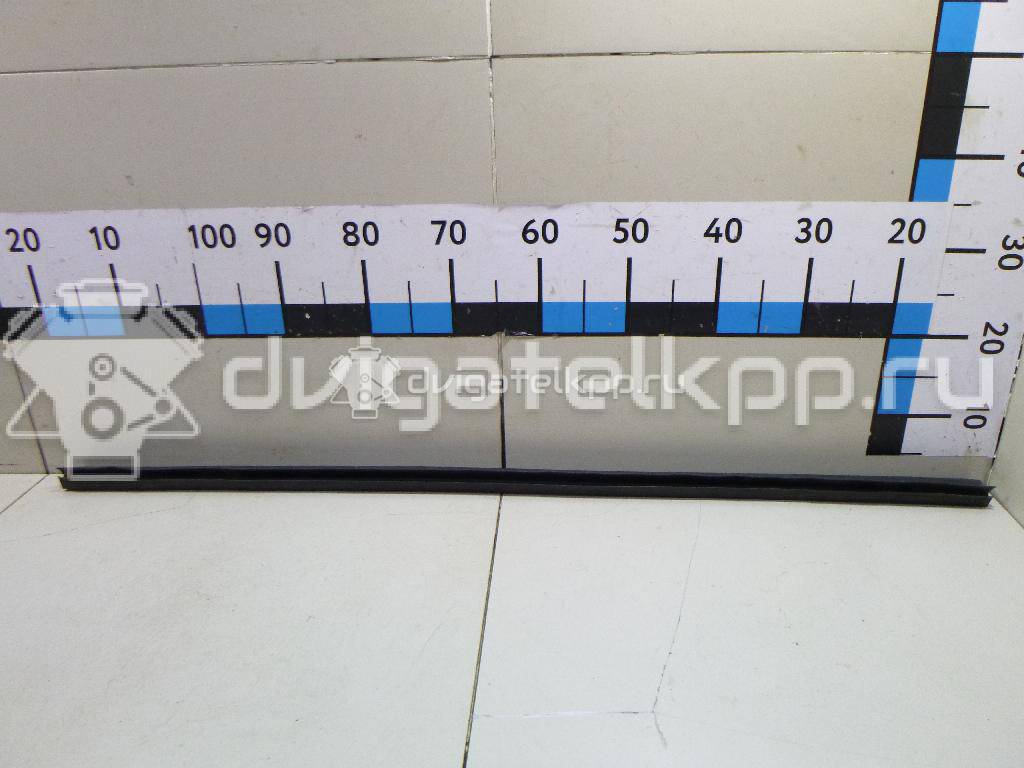 Фото Уплотнитель (внутри)  8T0823723B для audi A4 [B8] {forloop.counter}}