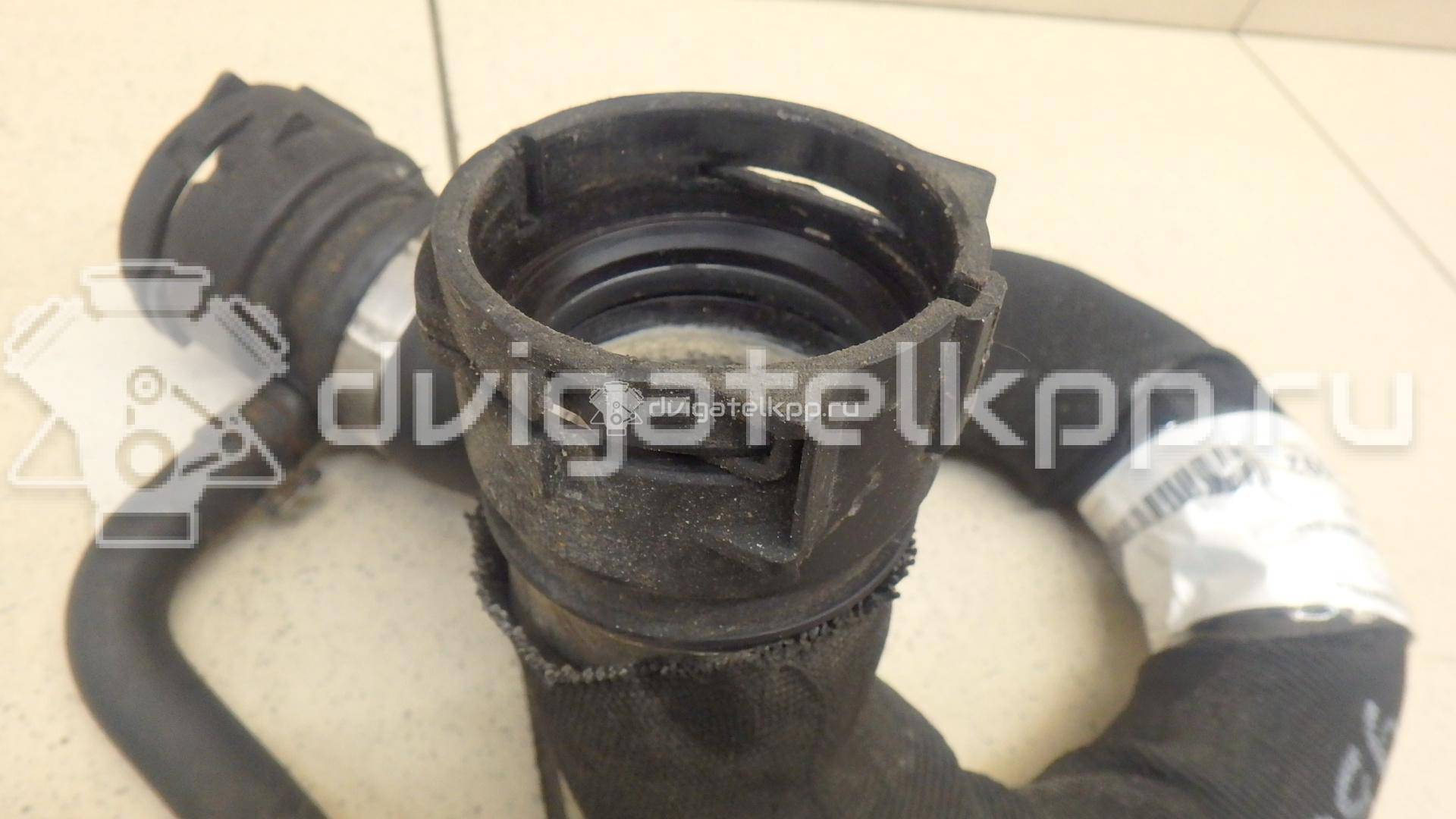 Фото Патрубок радиатора  4F0121101F для Audi A6 {forloop.counter}}