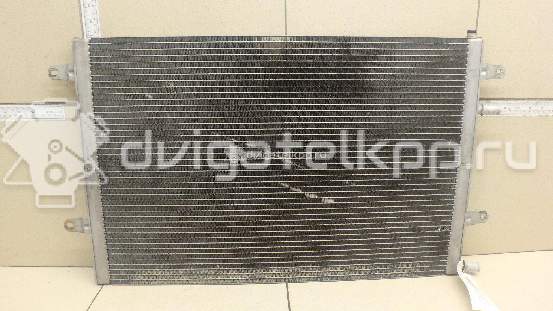 Фото Радиатор дополнительный системы охлаждения  4F0145804K для Audi A6 {forloop.counter}}