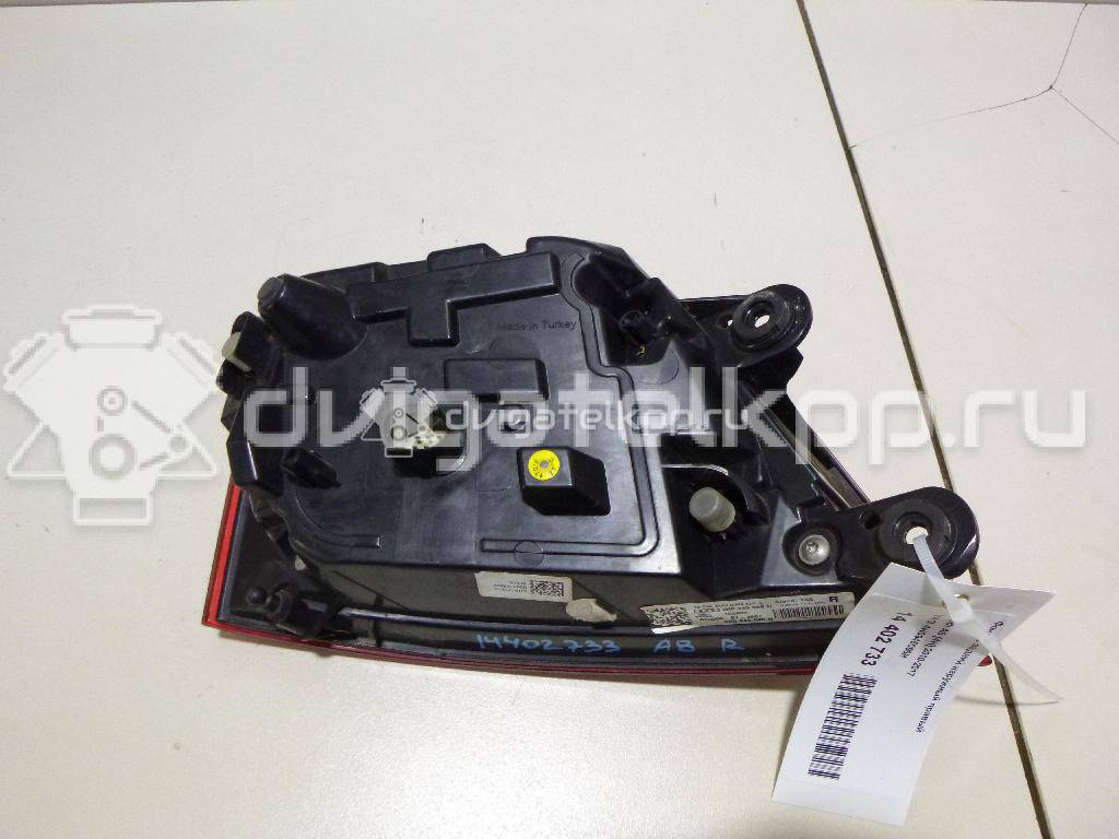 Фото Фонарь задний наружный правый  4H0945096H для Audi A8 {forloop.counter}}