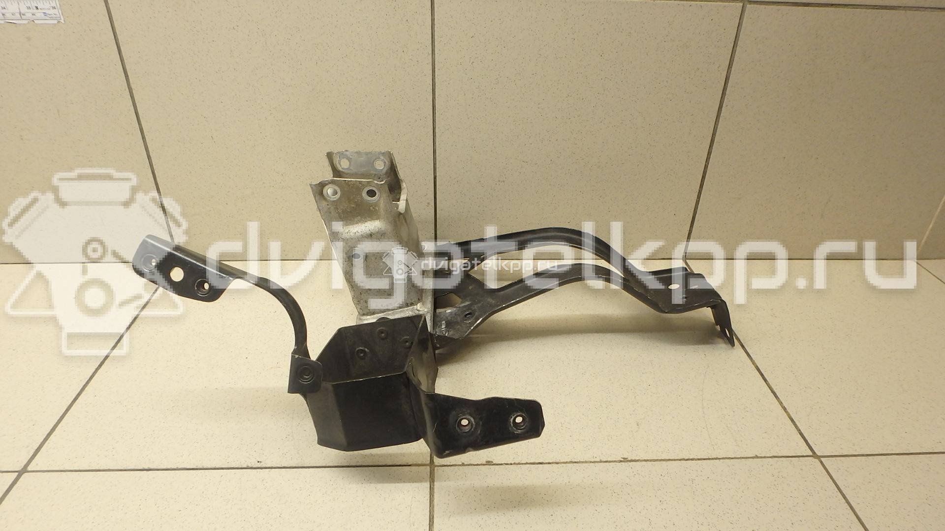 Фото Кронштейн крепления фары  51647163484 для Bmw 5 {forloop.counter}}