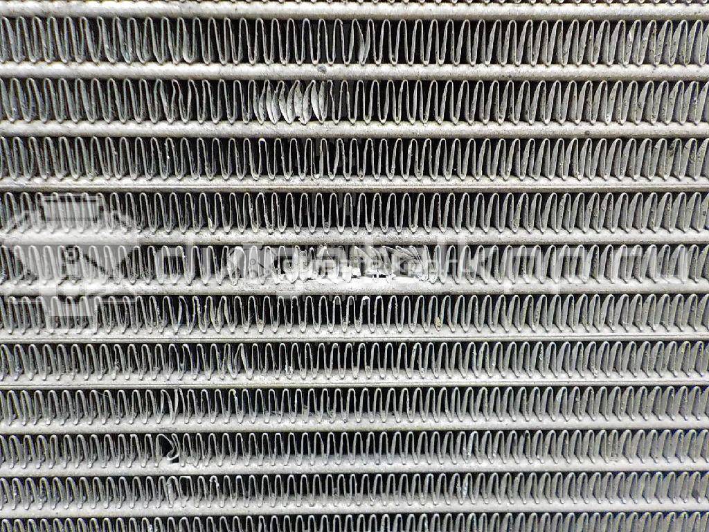 Фото Радиатор основной  1354177 для Volvo C30 / C70 / V50 Mw / S40 {forloop.counter}}