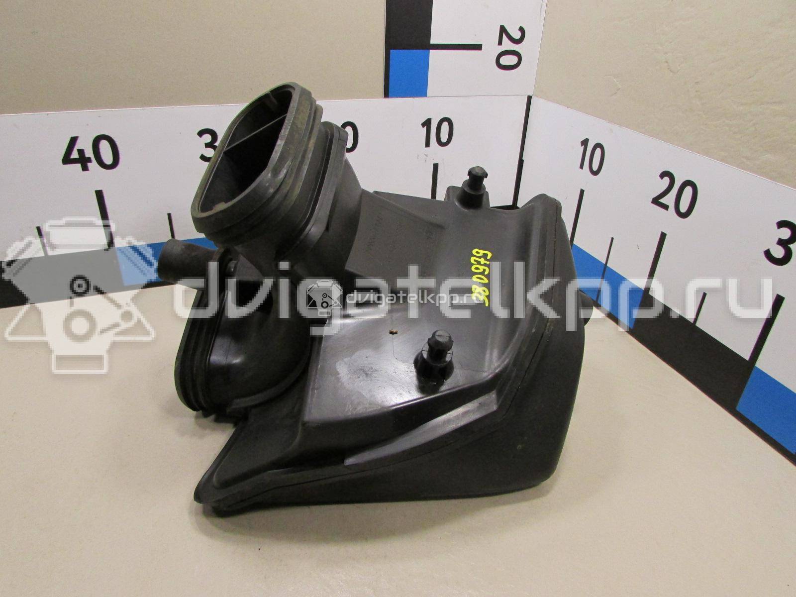 Фото Резонатор воздушного фильтра  13337770 для Chevrolet Cruze {forloop.counter}}