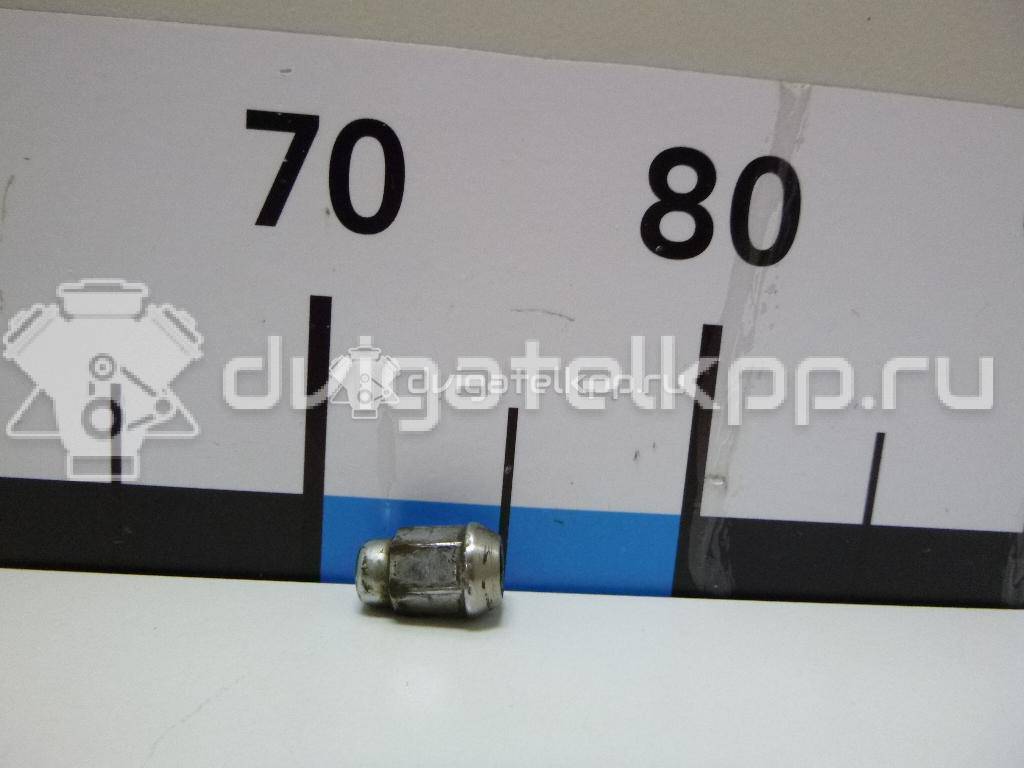 Фото Гайка колеса  09594682 для Chevrolet Cruze / Trax / Orlando J309 / Aveo {forloop.counter}}