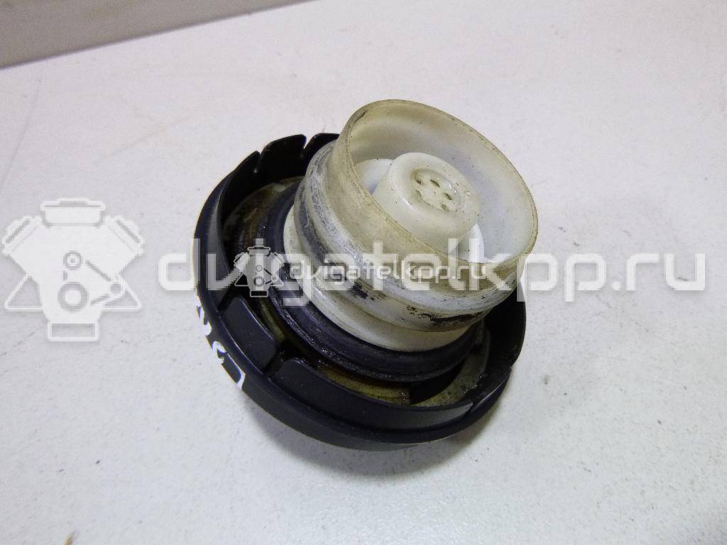 Фото Крышка топливного бака  MR342330 для mitsubishi Colt (CJ) {forloop.counter}}