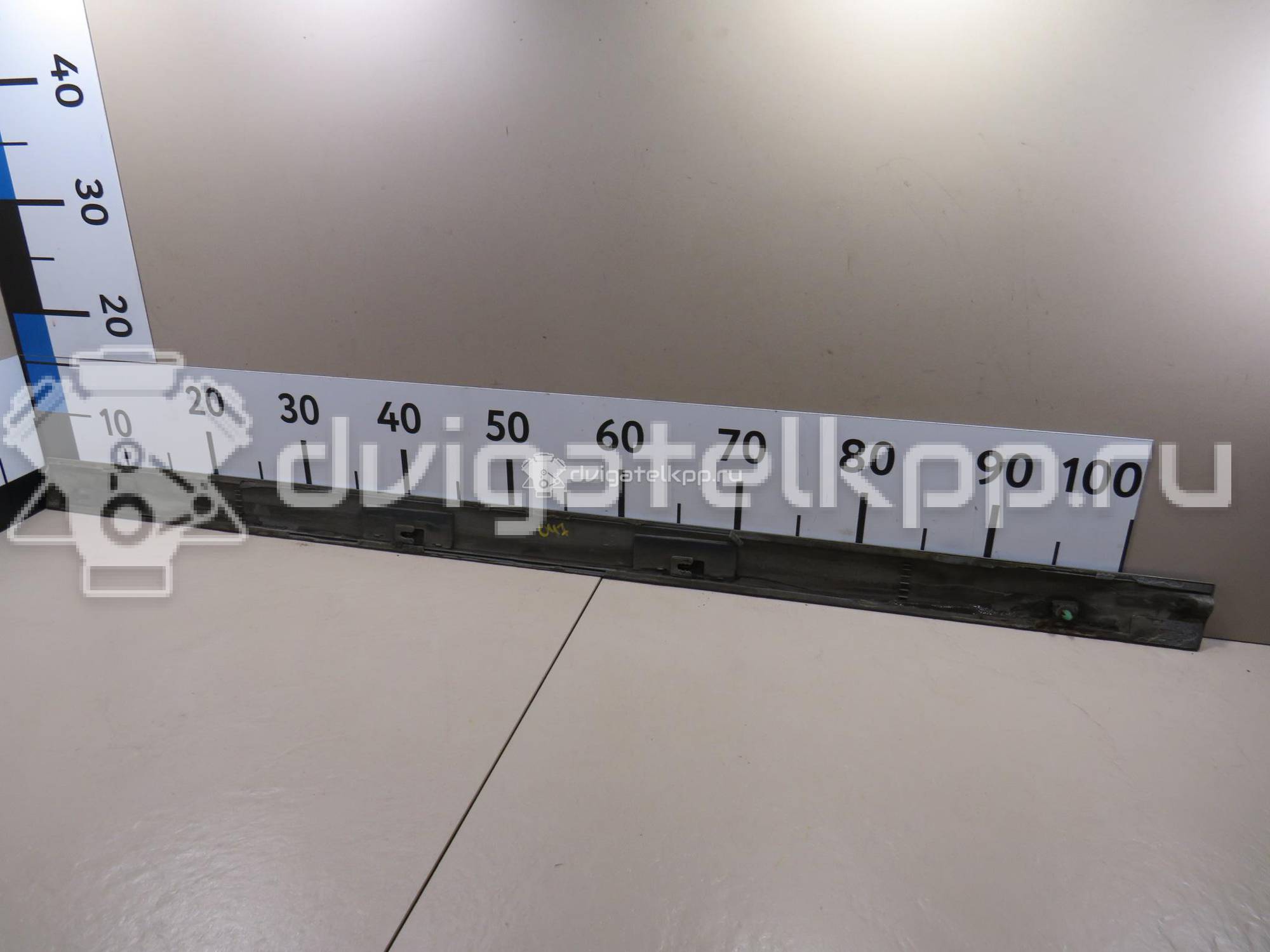 Фото Молдинг передней левой двери  MN190105HB для mitsubishi Lancer (CS/Classic) {forloop.counter}}