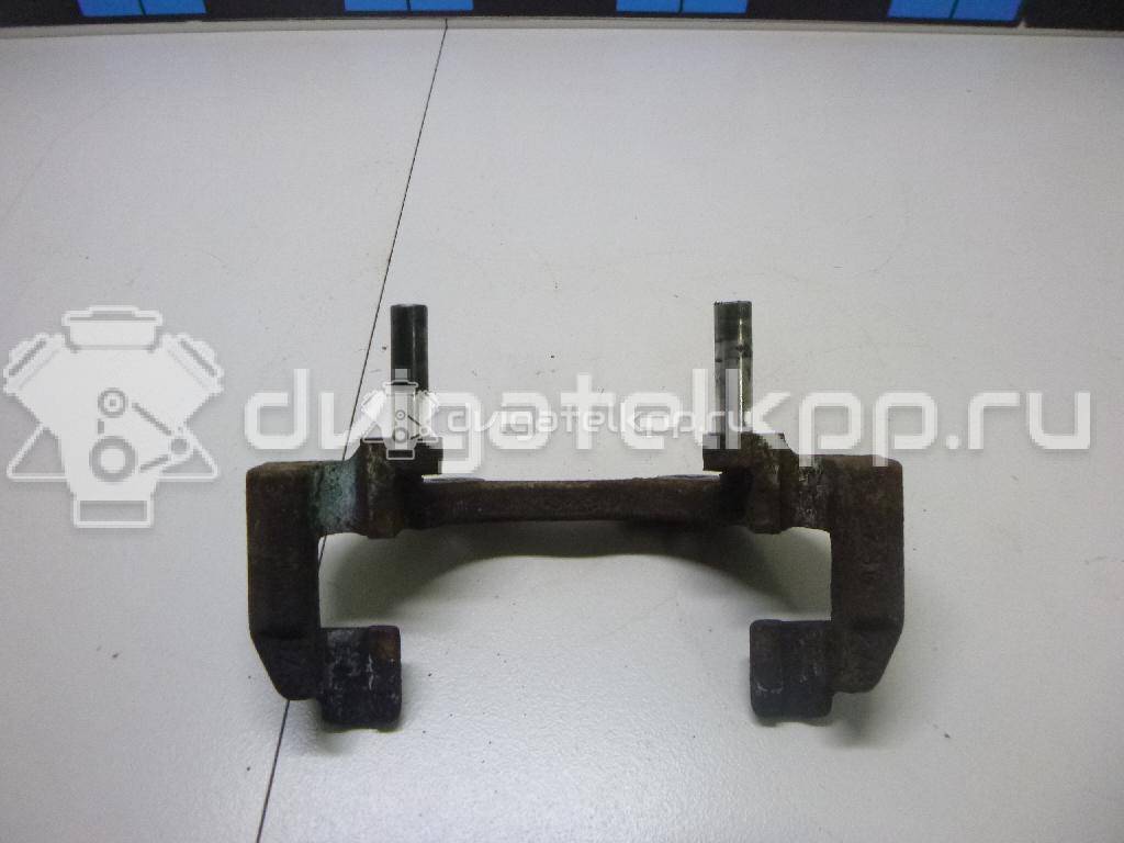 Фото Скоба суппорта переднего  1471710 для Ford Focus / C-Max {forloop.counter}}