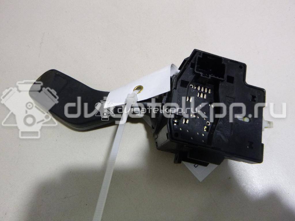 Фото Переключатель поворотов подрулевой  1362587 для Ford Focus {forloop.counter}}