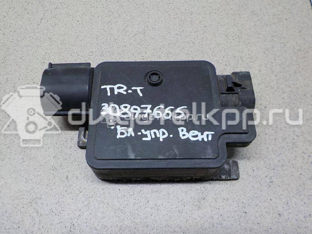 Фото Блок управления вентилятором  940002904 для Ford Focus / Galaxy / Kuga / S-Max / Mondeo {forloop.counter}}