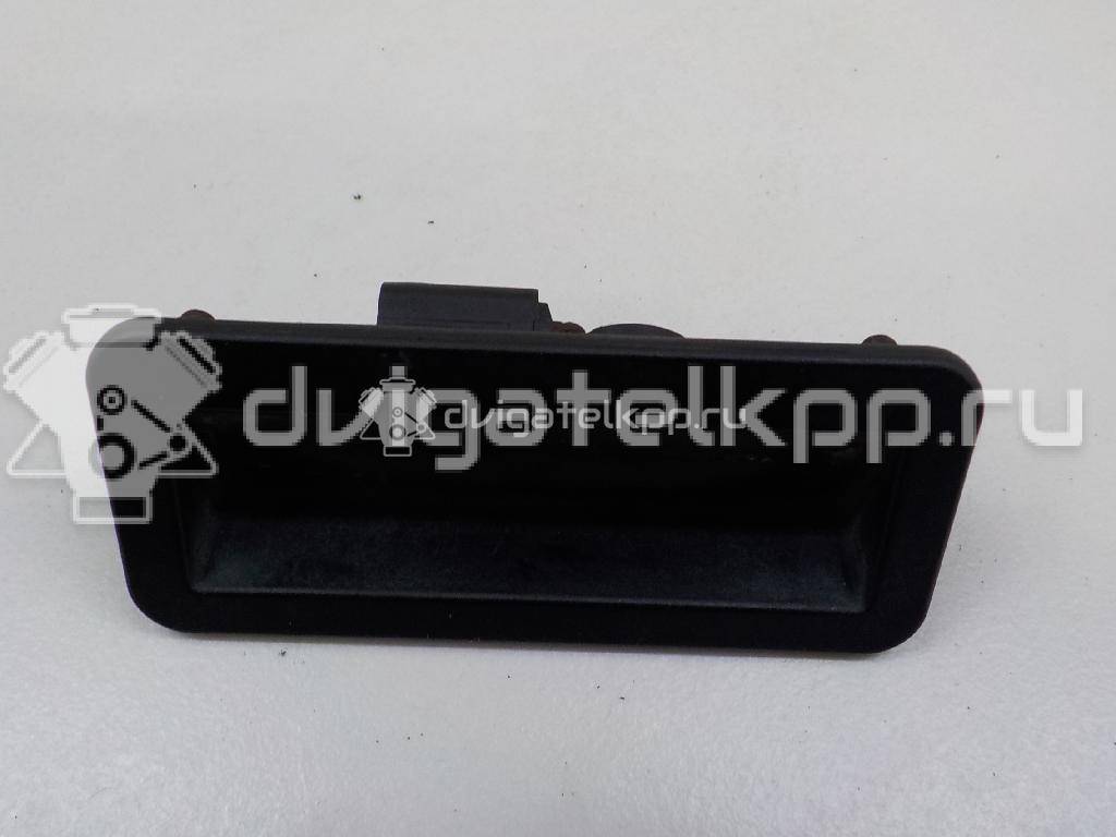 Фото Кнопка открывания багажника  1857333 для Ford Fiesta / Focus / C-Max / Galaxy / Kuga {forloop.counter}}