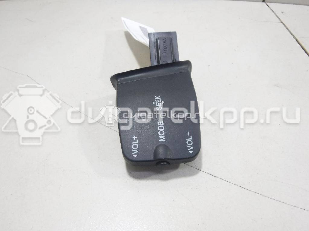 Фото Переключатель подрулевой управления магнитолой  1318961 для Ford Focus / Kuga / Transit / C-Max {forloop.counter}}