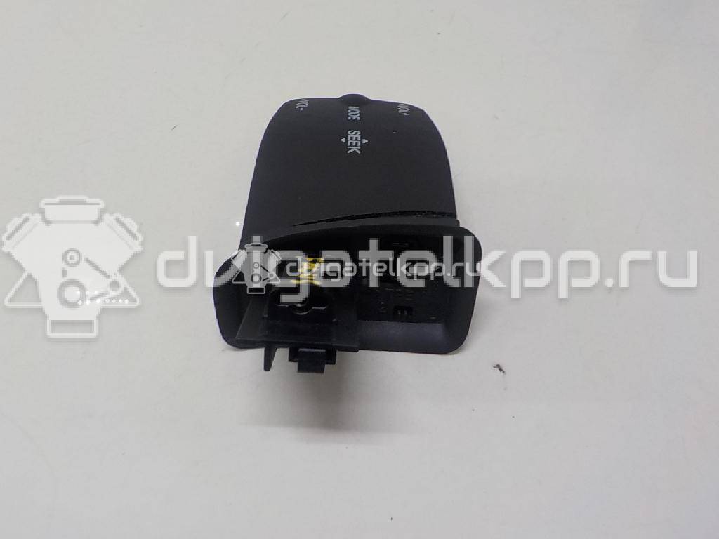 Фото Переключатель подрулевой управления магнитолой  1318961 для Ford Focus / Kuga / Transit / C-Max {forloop.counter}}