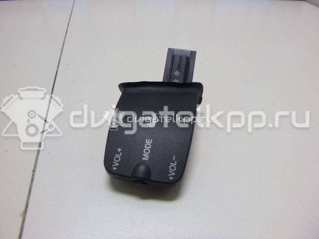 Фото Переключатель подрулевой управления магнитолой  1318965 для Ford Focus / Kuga / Transit / C-Max {forloop.counter}}
