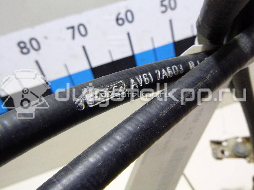 Фото Трос стояночного тормоза  2074151 для Ford Focus / C-Max {forloop.counter}}