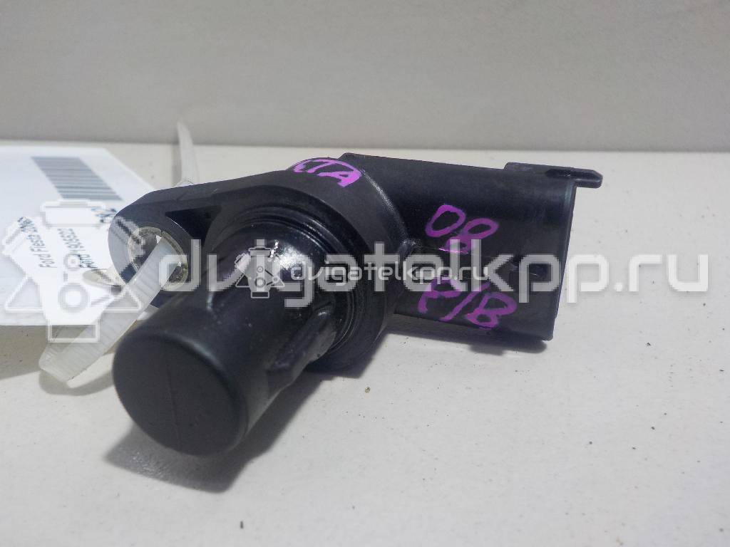 Фото Датчик положения распредвала  1905522 для Ford Fiesta / Focus / C-Max / Ka / Grand {forloop.counter}}