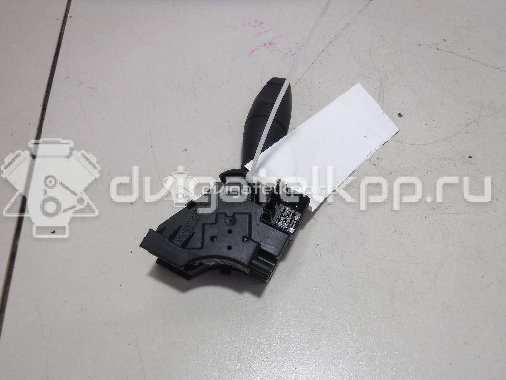 Фото Переключатель поворотов подрулевой  1142542 для Ford Fiesta / Mondeo / Fusion Ju {forloop.counter}}