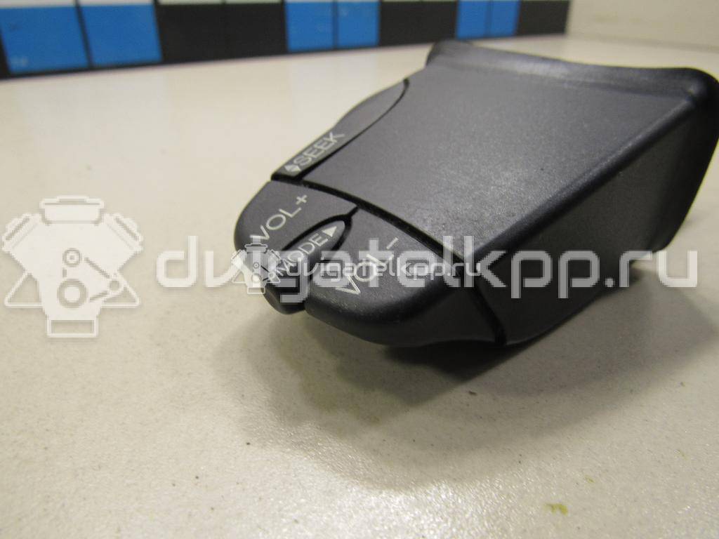 Фото Переключатель подрулевой управления магнитолой  98AB14K147AD для Ford Fiesta / Focus / Fusion Ju / Transit / Mondeo {forloop.counter}}