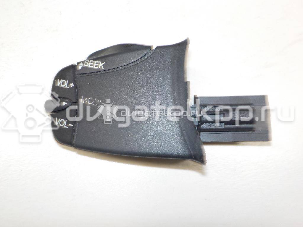 Фото Переключатель подрулевой управления магнитолой  1346664 для Ford Fiesta / Focus / Fusion Ju / Transit / Mondeo {forloop.counter}}