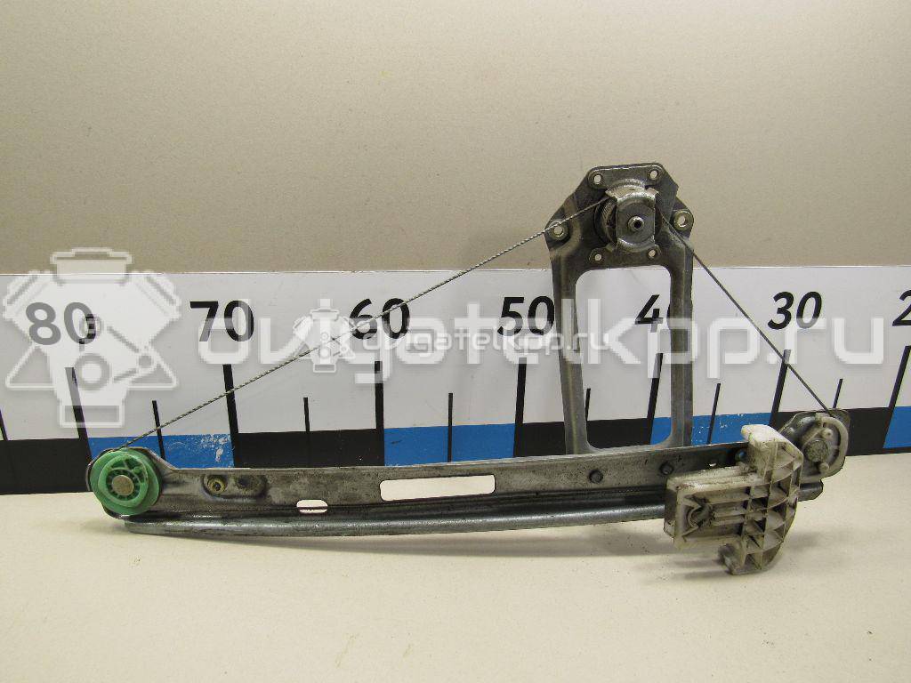 Фото Стеклоподъемник механ. задний правый  1331607 для Ford Focus {forloop.counter}}