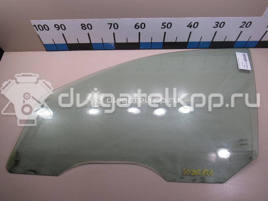 Фото Стекло двери передней левой  1088905 для Ford Focus {forloop.counter}}