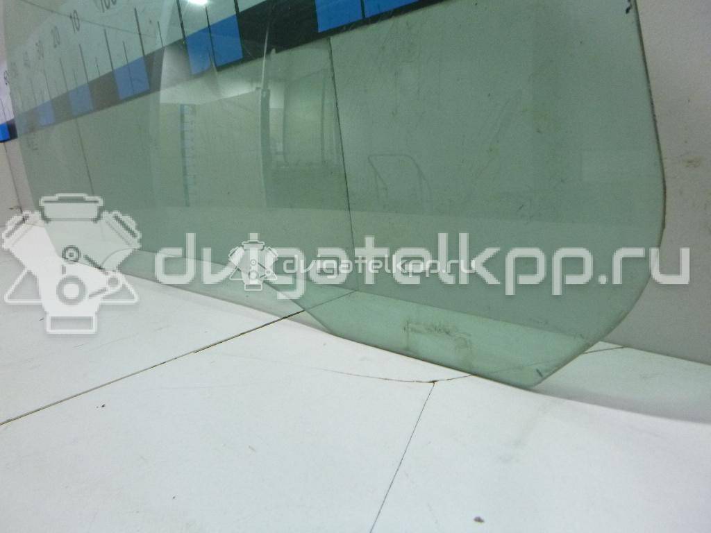 Фото Стекло двери передней правой  1342622 для Ford Focus {forloop.counter}}