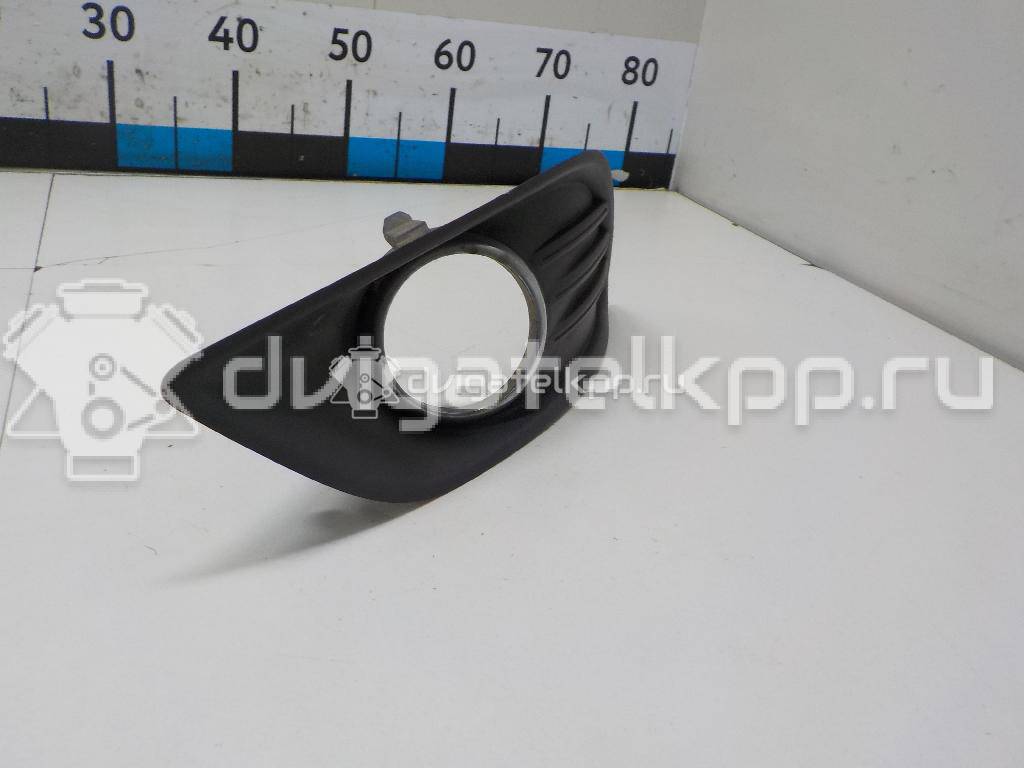 Фото Решетка в бампер левая  1528561 для Ford Focus {forloop.counter}}