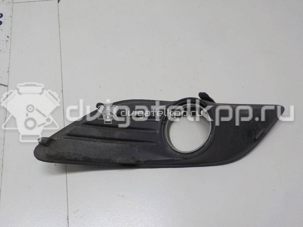 Фото Решетка в бампер левая  1528561 для Ford Focus {forloop.counter}}