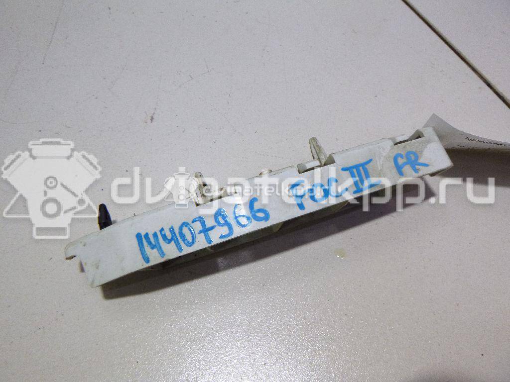Фото Кронштейн переднего бампера правый  1718730 для Ford Focus {forloop.counter}}