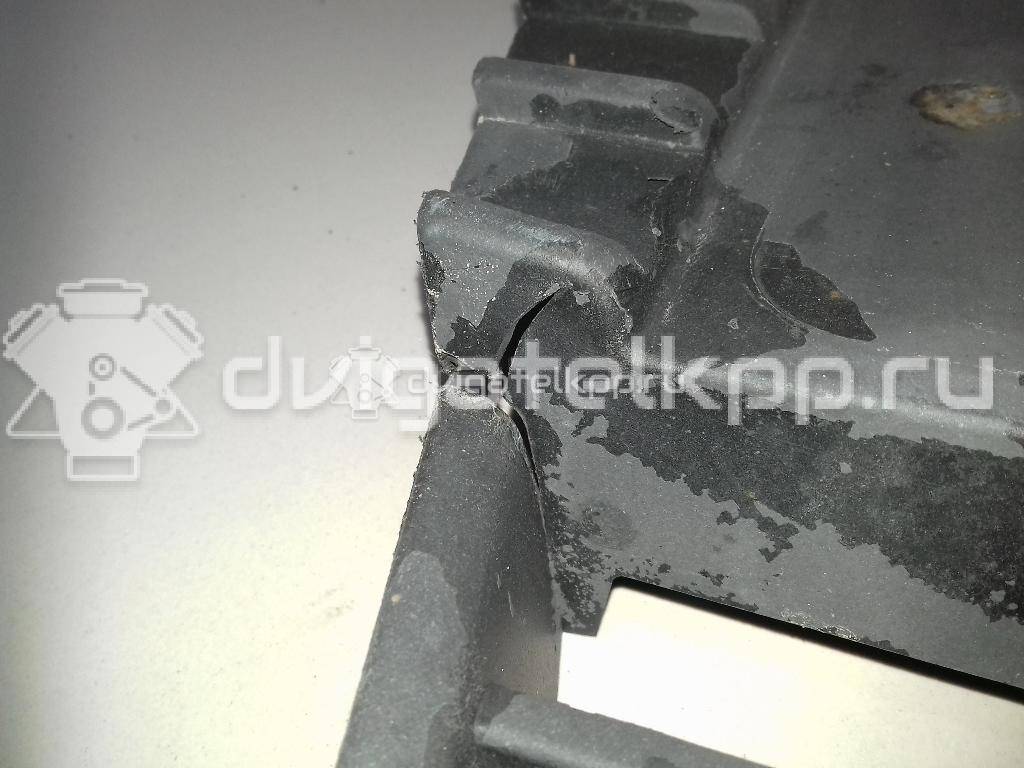 Фото Решетка в бампер центральная  1718734 для Ford Focus {forloop.counter}}