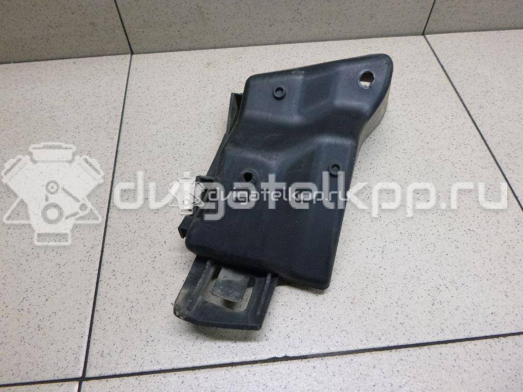 Фото Кронштейн заднего бампера правый  1722283 для Ford Focus {forloop.counter}}