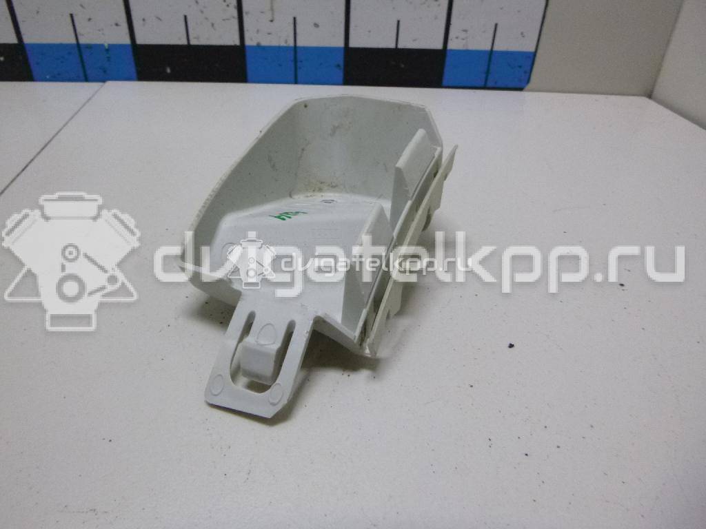 Фото Кронштейн заднего бампера правый  1722283 для Ford Focus {forloop.counter}}