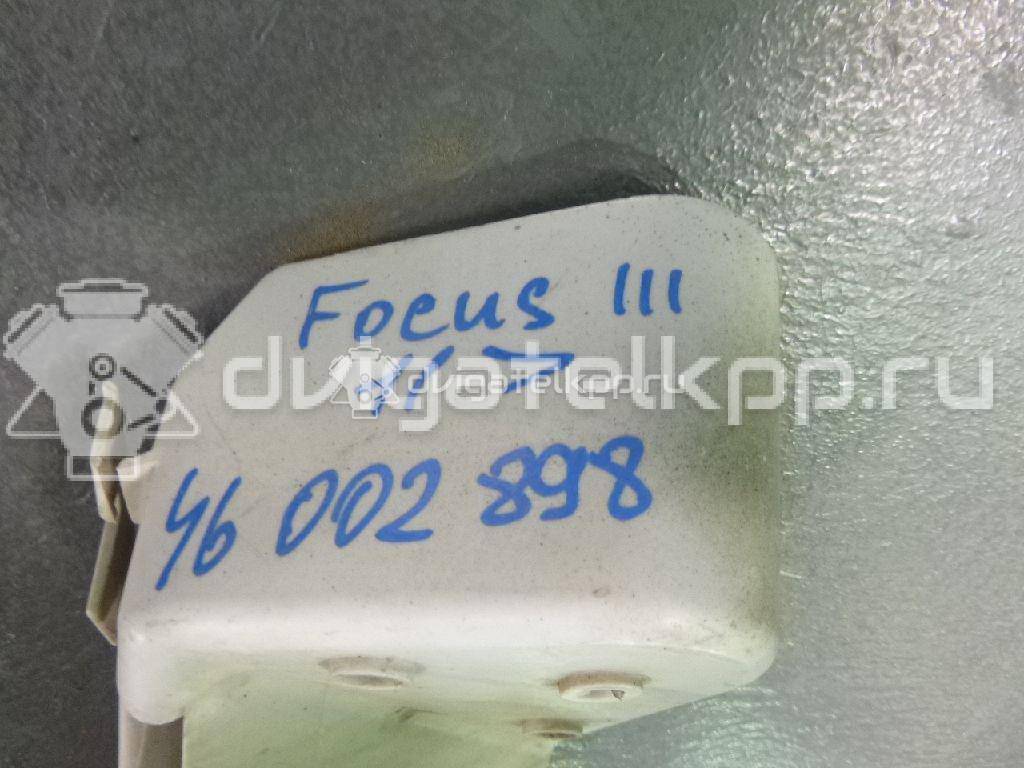 Фото Кронштейн заднего бампера правый  1722283 для Ford Focus {forloop.counter}}