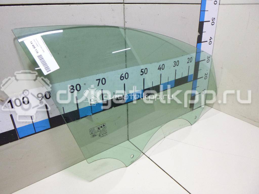 Фото Стекло двери передней правой  1742301 для Ford Focus {forloop.counter}}