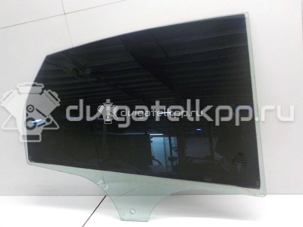 Фото Стекло двери задней правой  1706320 для Ford Focus {forloop.counter}}