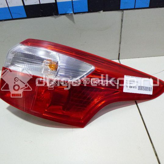 Фото Фонарь задний наружный правый  1785512 для Ford Focus