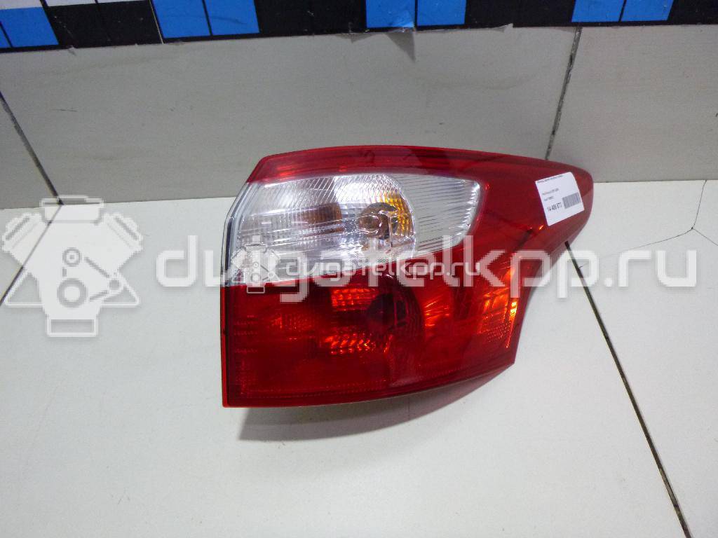 Фото Фонарь задний наружный правый  1785512 для Ford Focus {forloop.counter}}