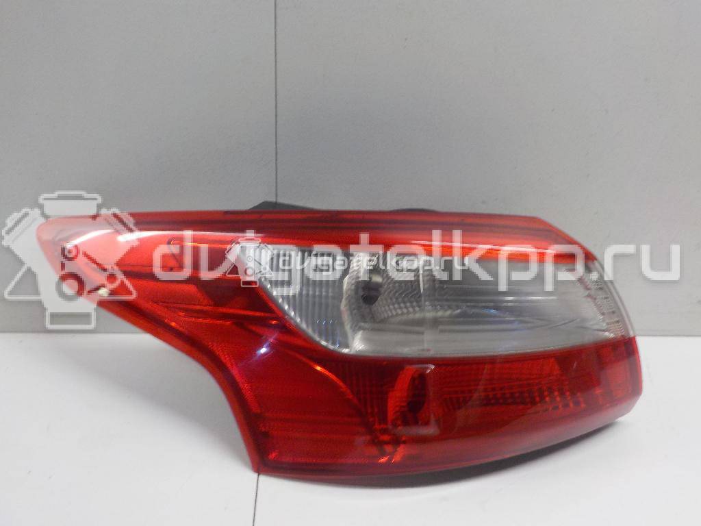 Фото Фонарь задний наружный левый  1863056 для Ford Focus {forloop.counter}}