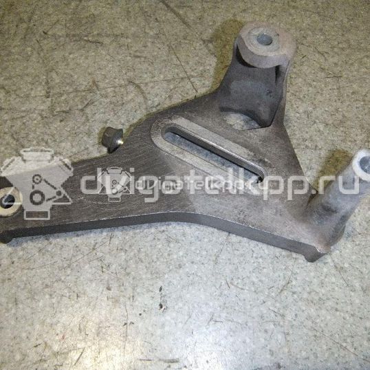 Фото Кронштейн ролика-натяжителя руч. ремня для двигателя 6B31 для Mitsubishi (Gac) / Mitsubishi 252 л.с 24V 3.0 л бензин 4450A131