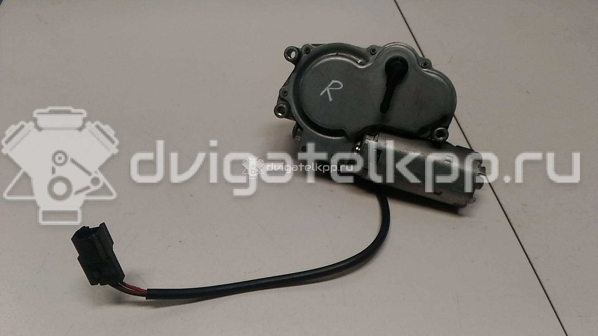 Фото Моторчик стеклоочистителя задний  YC1517W400BG для Ford Transit {forloop.counter}}