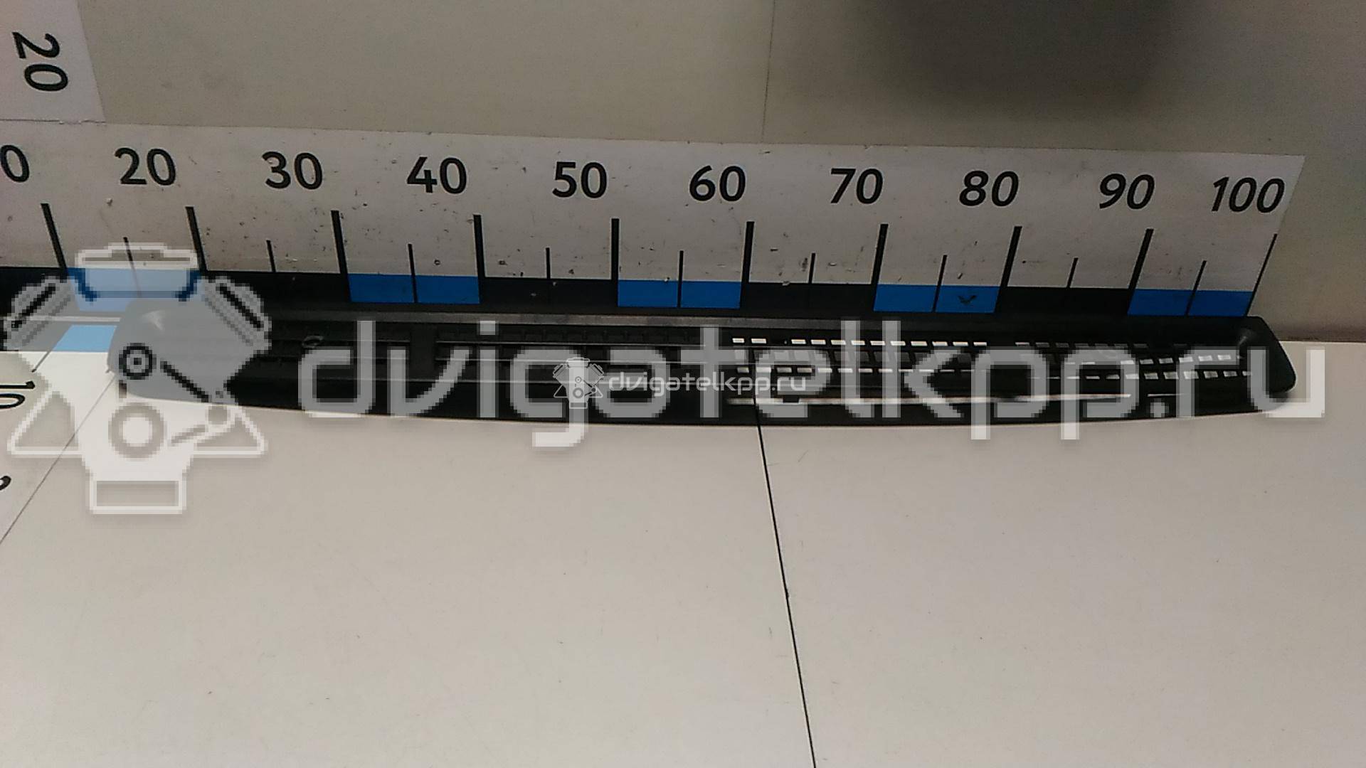 Фото Решетка в капот  1493805 для Ford Transit {forloop.counter}}